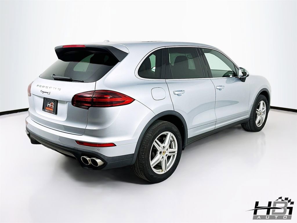 Used 2017 Porsche Cayenne S image 6