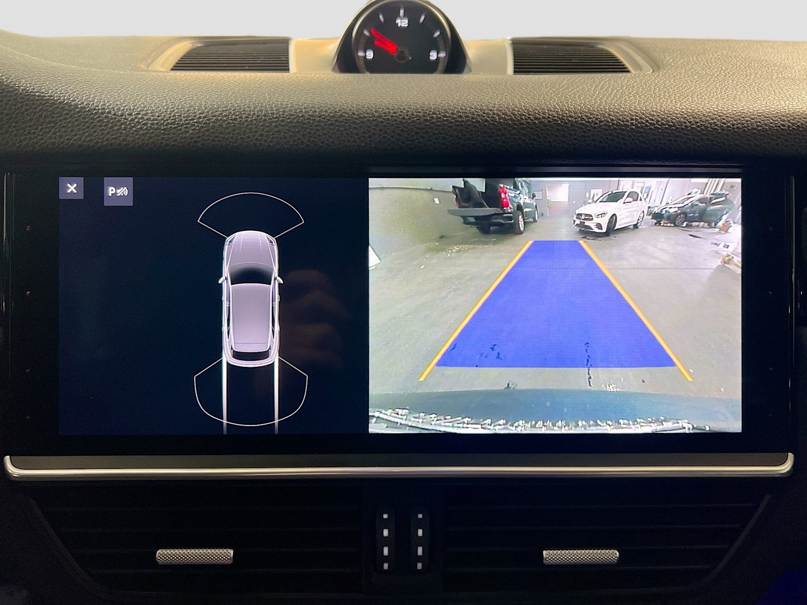 Used 2019 Porsche Cayenne AWD/4WD image 10