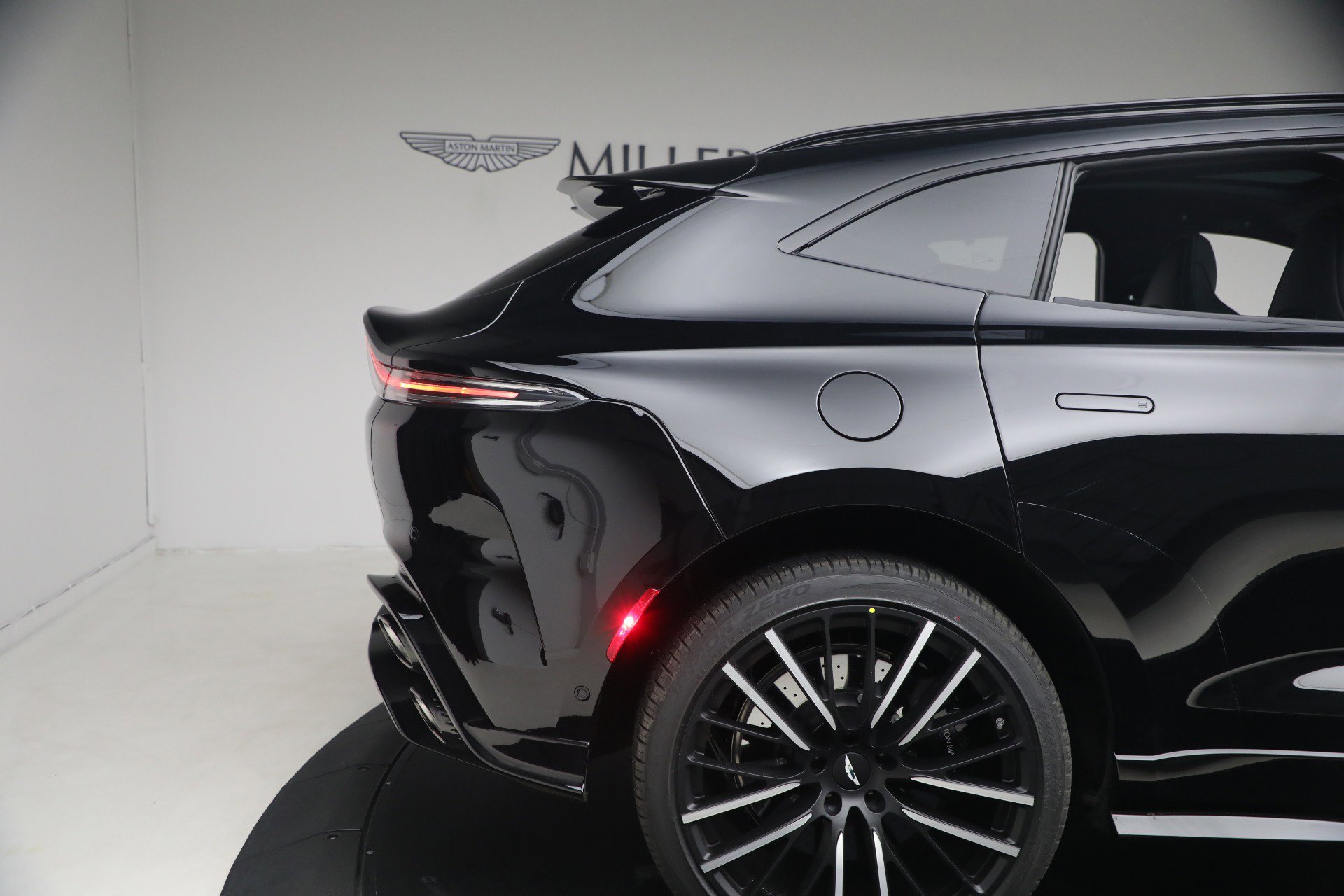 New 2026 Aston Martin DBX S image 20