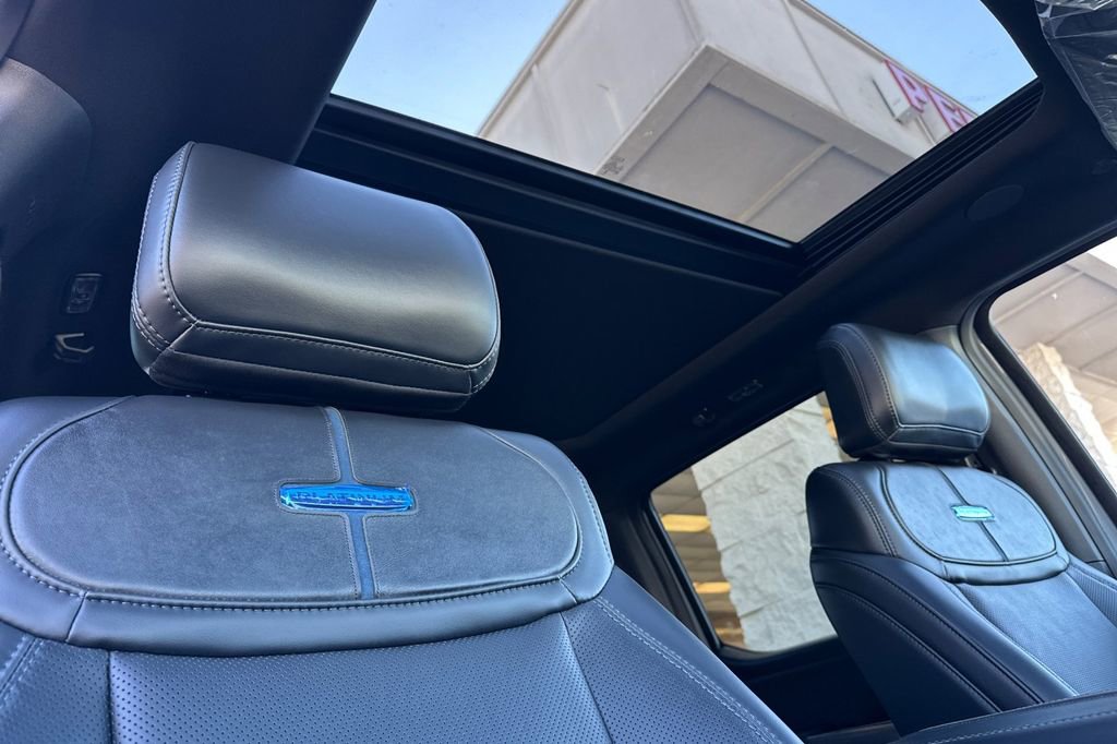 New 2026 Ford F250 Platinum image 14