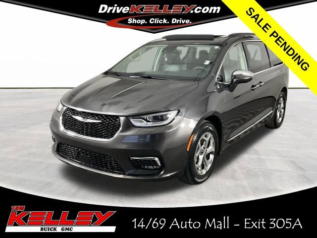 Used 2022 Chrysler Pacifica Limited