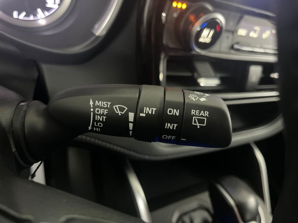 Used 2023 Toyota Highlander XSE image 65