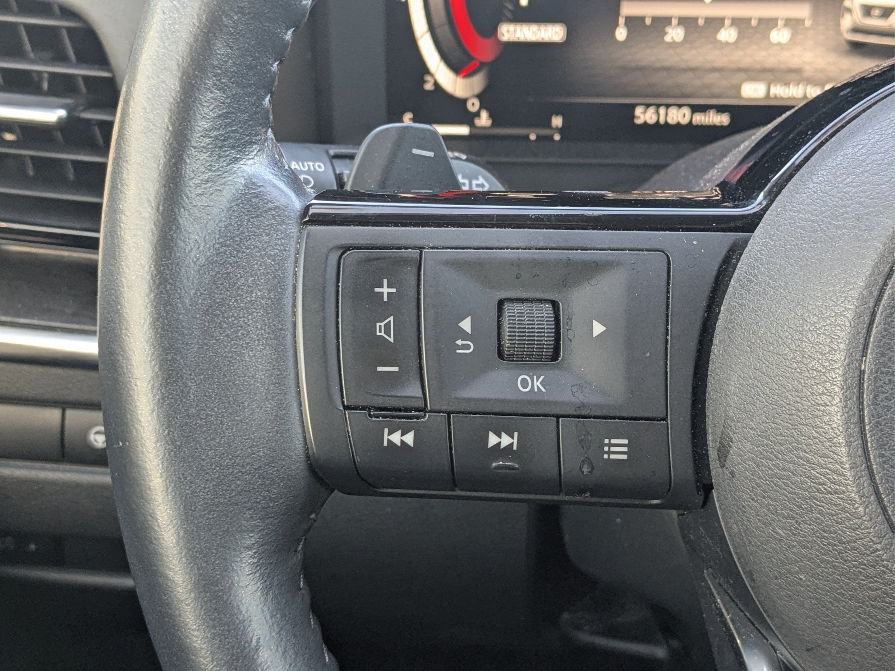 Used 2022 Nissan Rogue Platinum w/ Head-Up Display Package FWD image 22