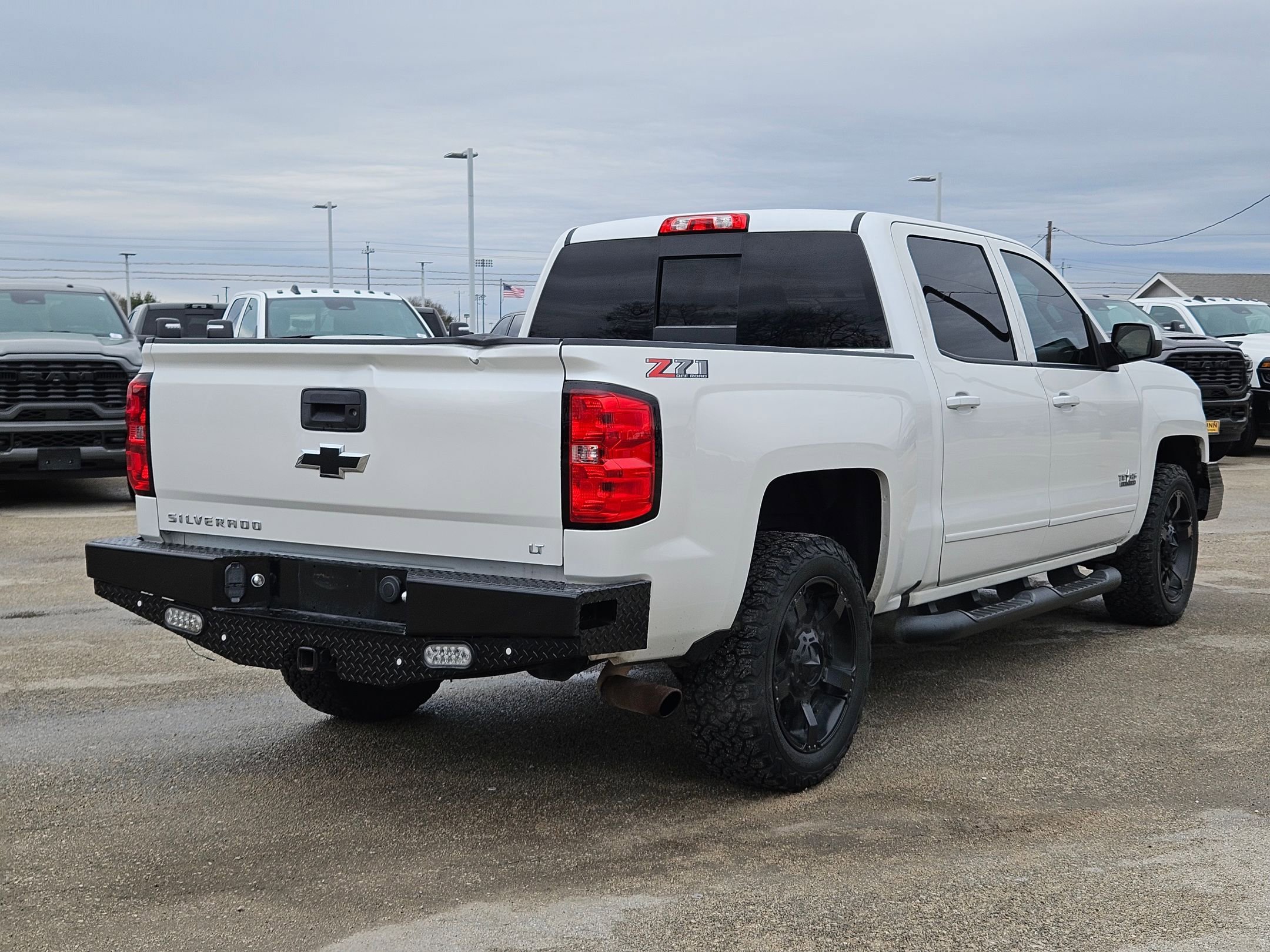 Used 2018 Chevrolet Silverado 1500 LT w/ Texas Edition image 3