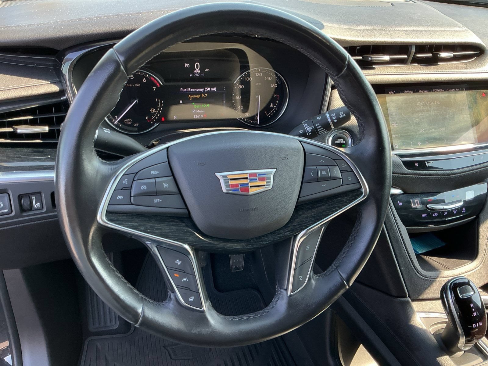 Used 2022 Cadillac XT5 Premium Luxury FWD image 12