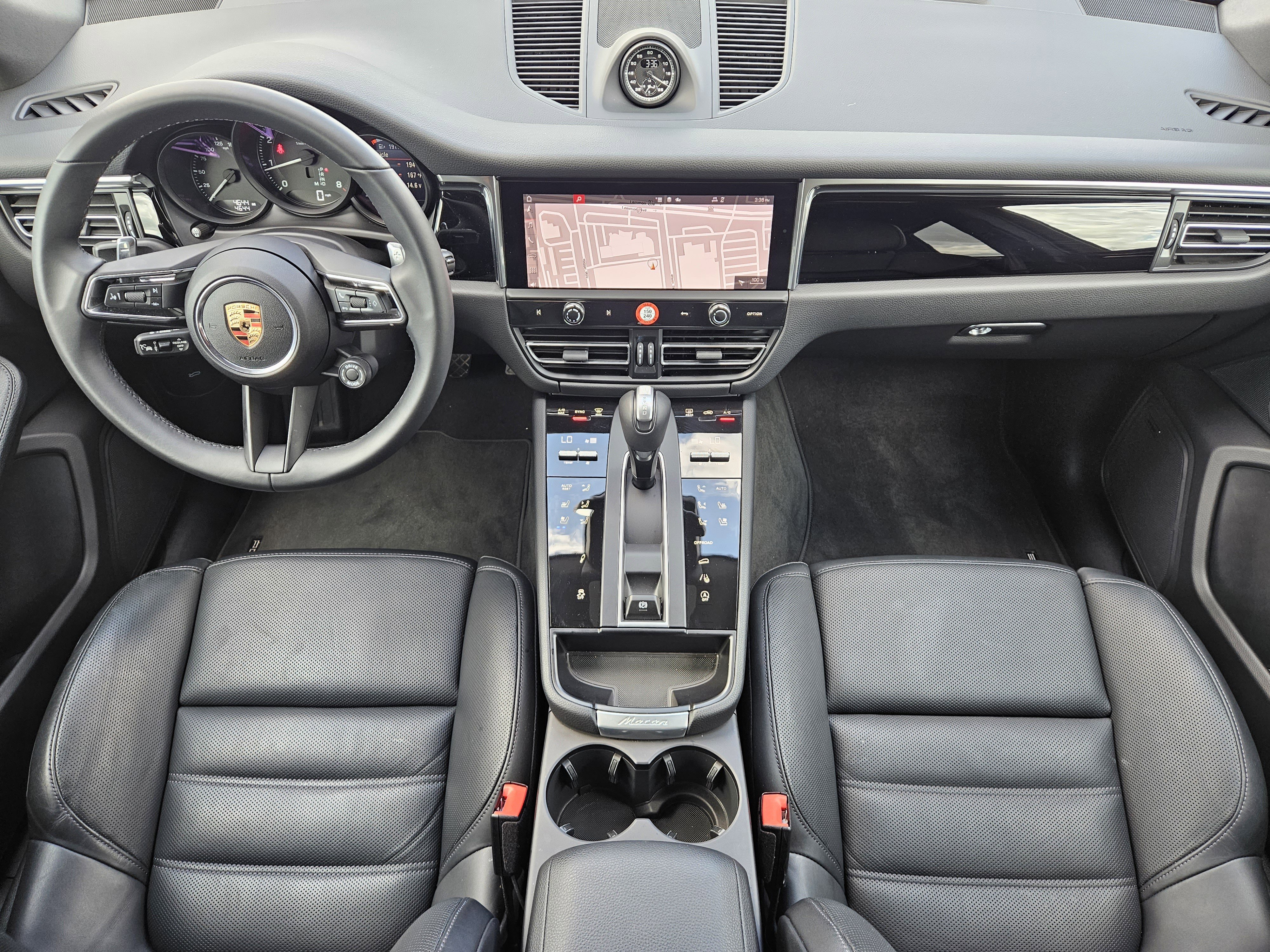 Certified 2025 Porsche Macan image 24