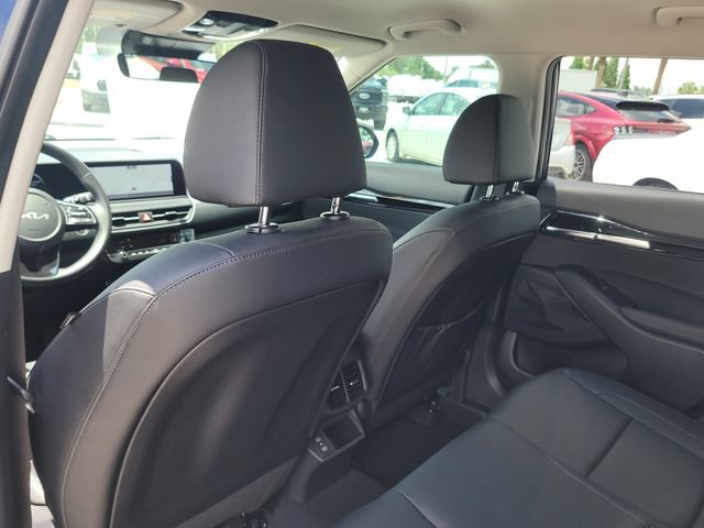 Used 2024 Kia Seltos EX FWD image 12