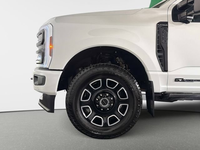 Used 2025 Ford F250 Platinum AWD/4WD image 14