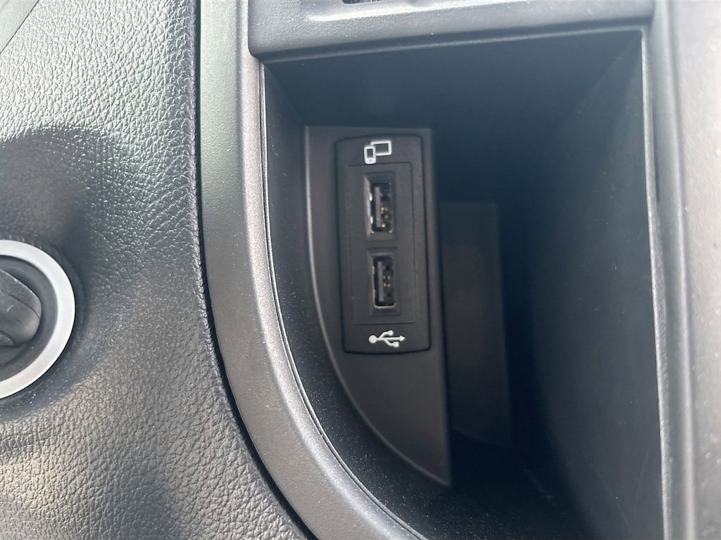 Used 2023 Mercedes-Benz Metris Passenger image 37