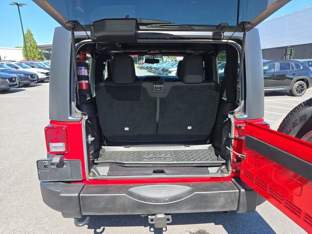 Used 2016 Jeep Wrangler Sport w/ Quick Order Package 24S AWD/4WD image 5