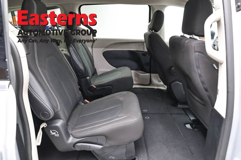 Used 2023 Chrysler Voyager LX FWD image 24