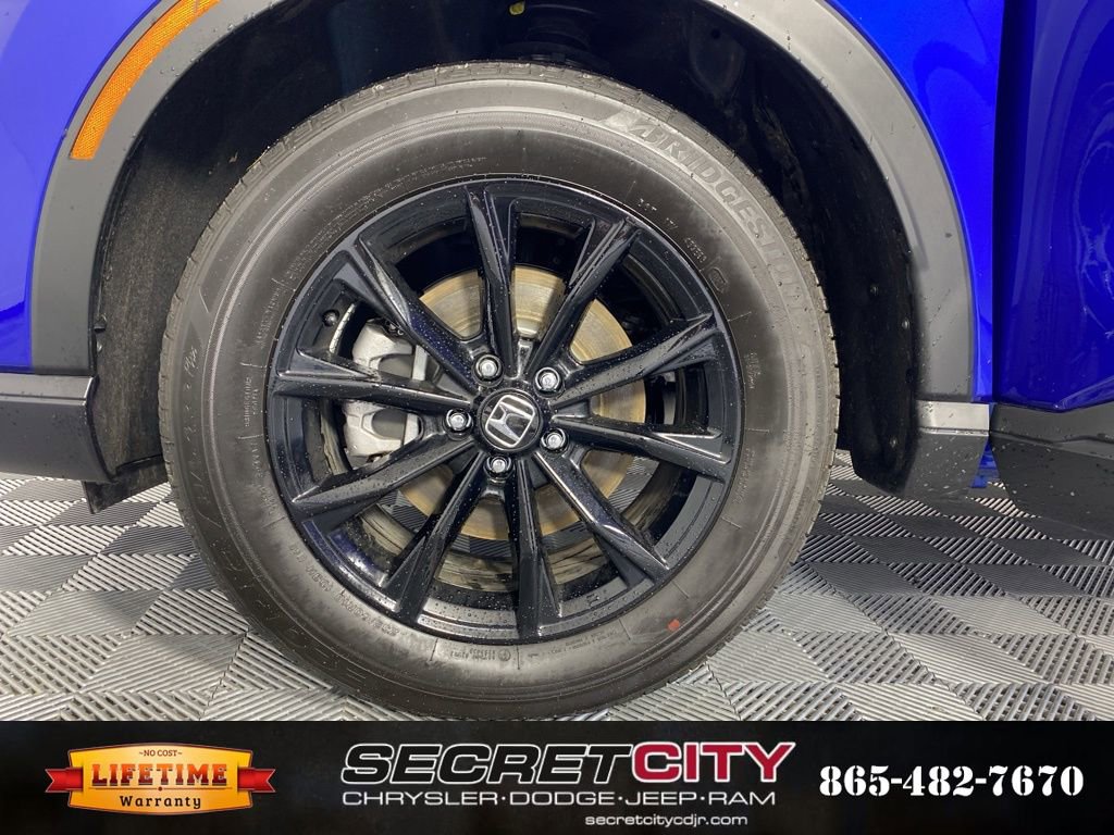 Used 2025 Honda CR-V Sport-L image 9