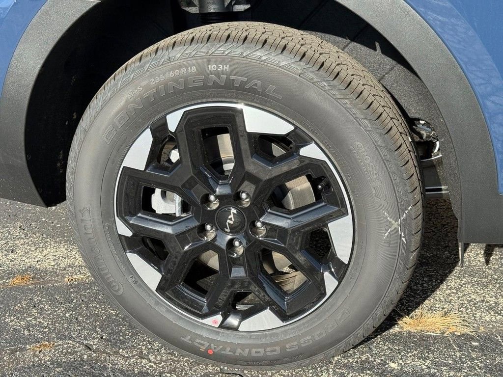 New 2026 Kia Sorento S w/ S Panoramic Sunroof Package image 4