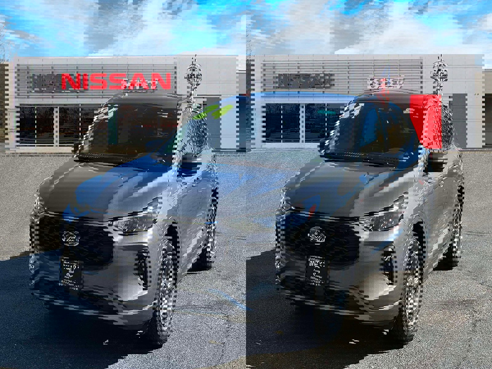 Used 2024 Ford Escape ST-Line image 2