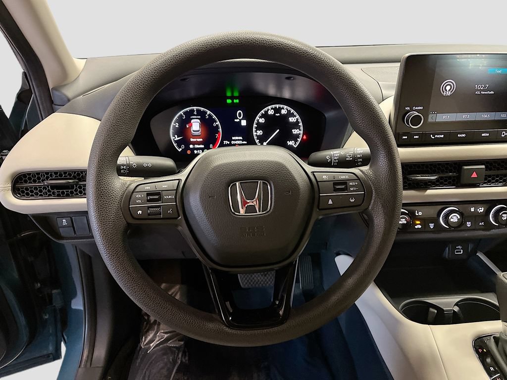Used 2025 Honda HR-V LX image 11