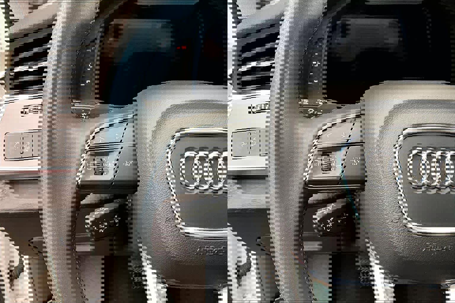 Used 2022 Audi Q8 Premium Plus image 23