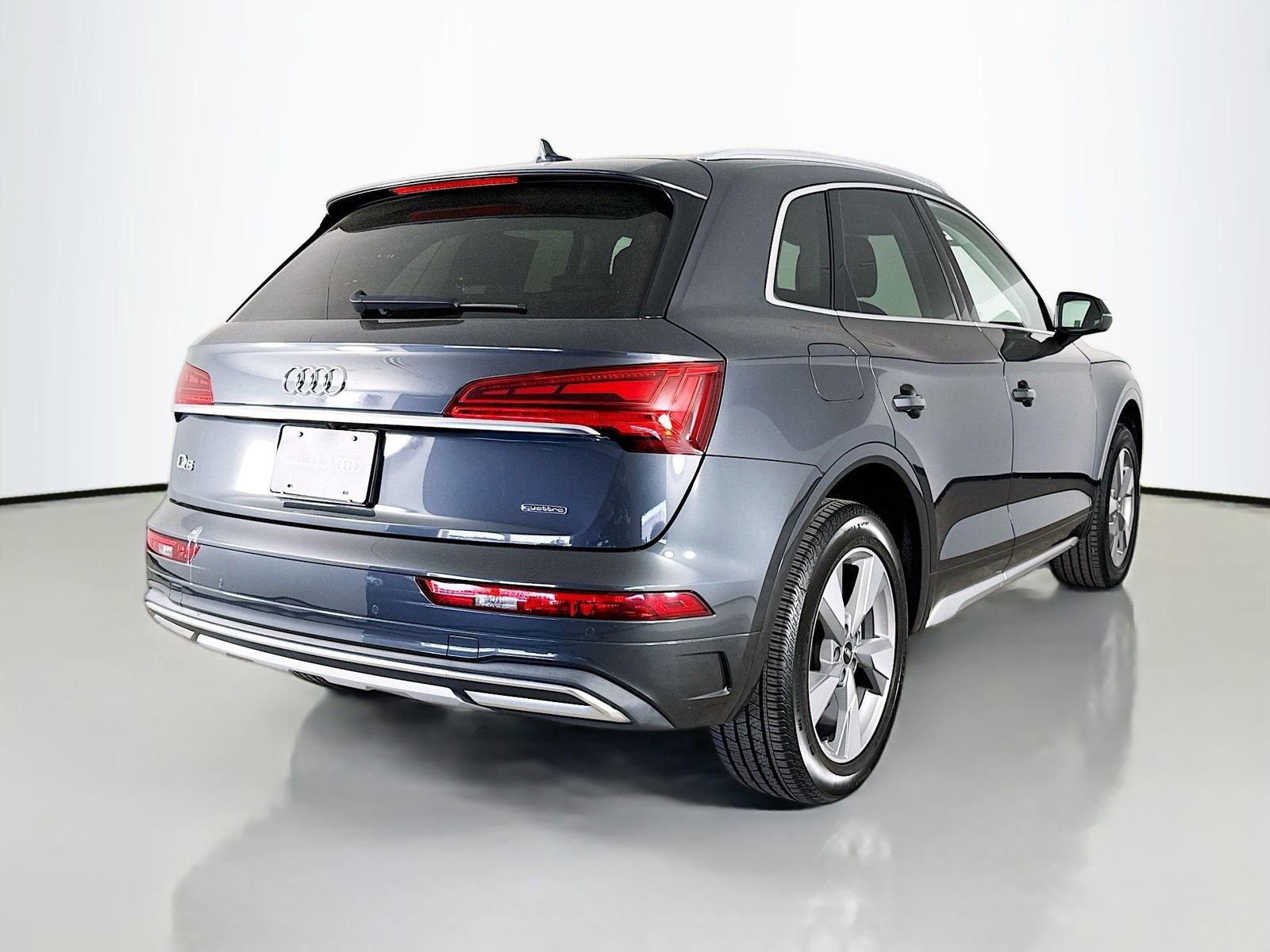 Certified 2023 Audi Q5 2.0T Premium w/ Convenience Package image 7