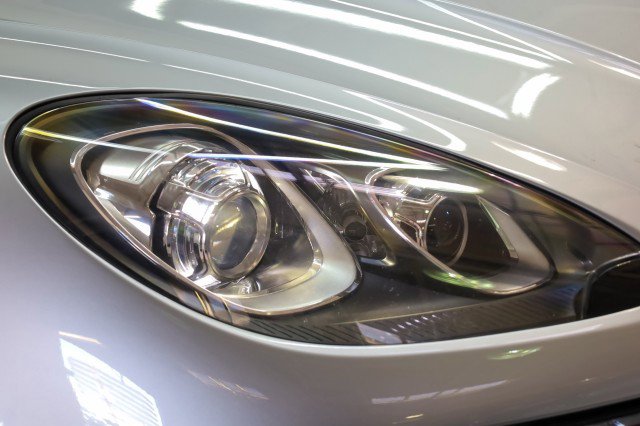 Used 2018 Porsche Macan image 2