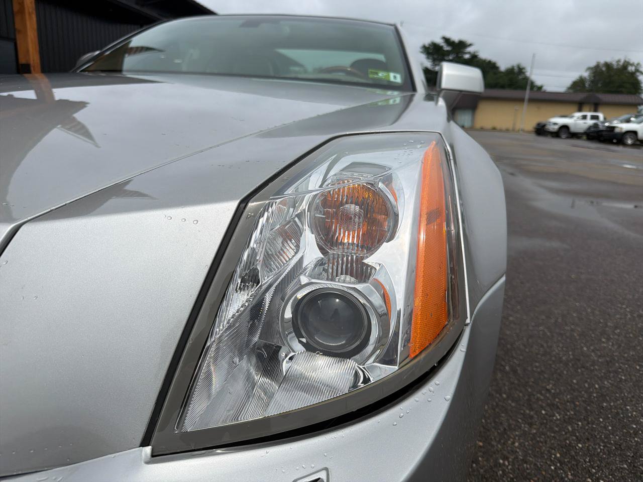 Used 2005 Cadillac XLR RWD image 16