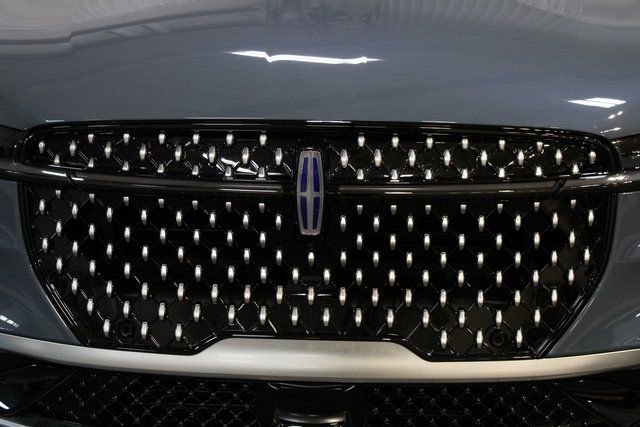 New 2026 Lincoln Nautilus Reserve AWD/4WD image 61