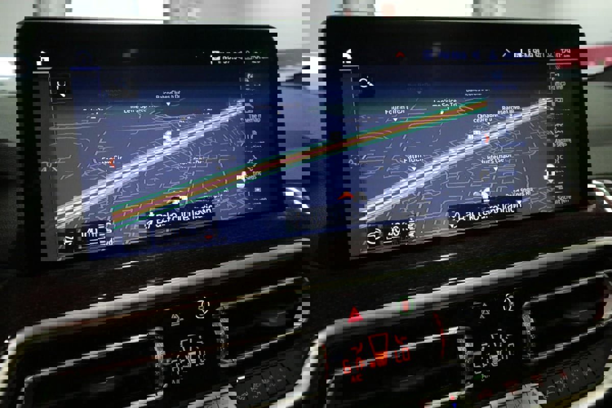 Used 2024 BMW X3 sDrive30i w/ Premium Package image 20