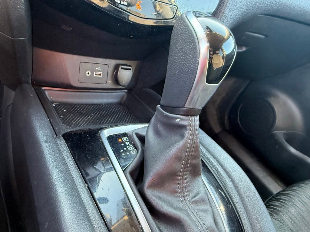 Used 2019 Nissan Rogue S w/ Special Edition Package FWD image 22