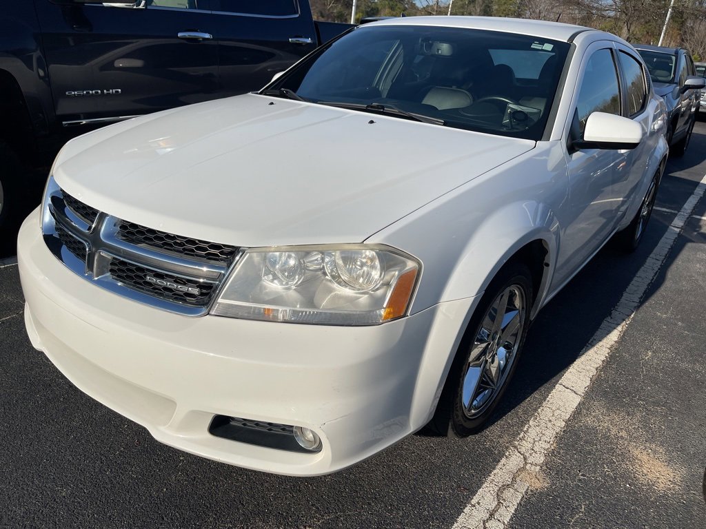 Used 2011 Dodge Avenger Lux