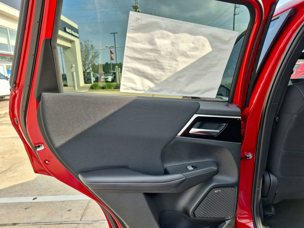 New 2026 Mitsubishi Outlander ES FWD image 18