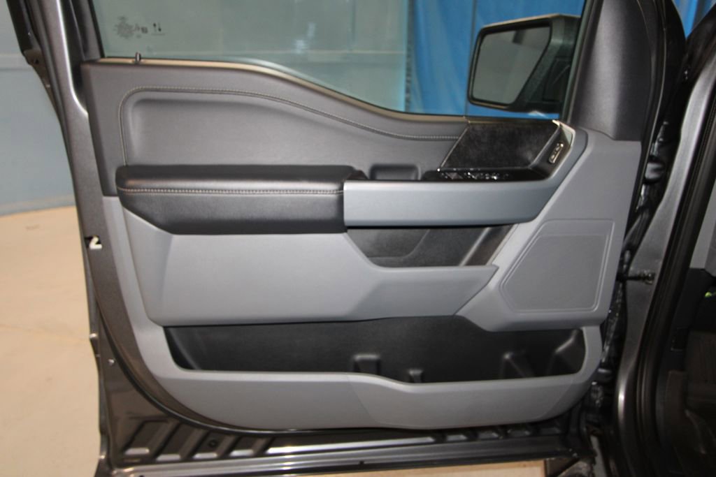 Used 2023 Ford F150 XLT w/ Equipment Group 302A High image 5