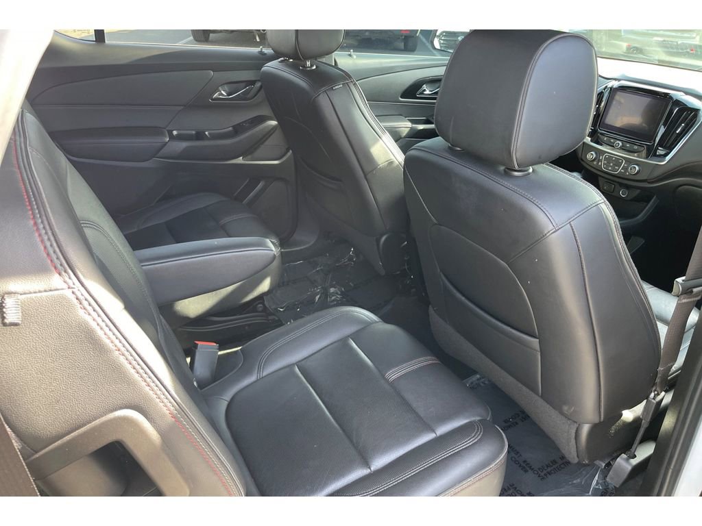 Used 2022 Chevrolet Traverse RS image 19