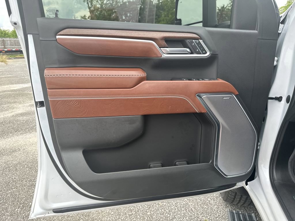 Certified 2024 GMC Sierra 2500 Denali Ultimate AWD/4WD image 11