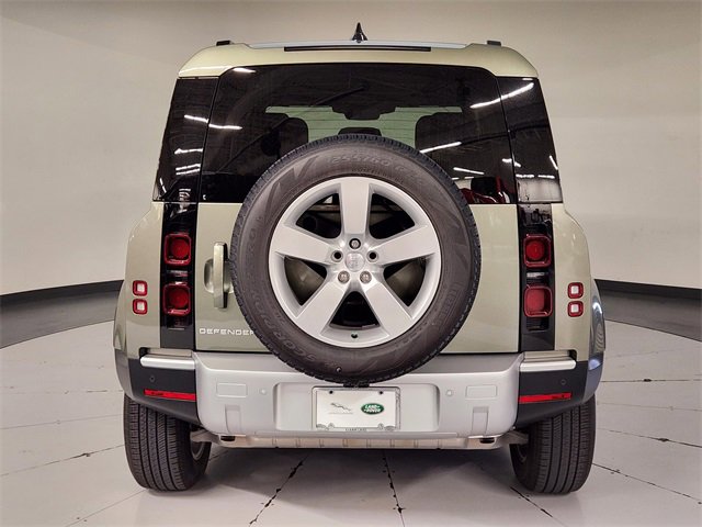 Used 2025 Land Rover Defender 110 S image 10