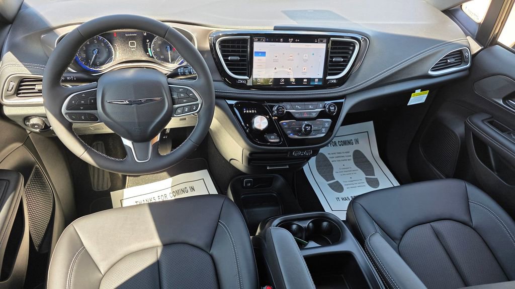 New 2025 Chrysler Pacifica Select image 27
