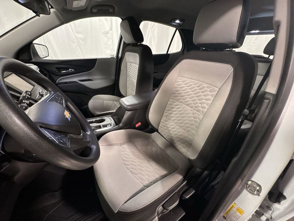 Used 2019 Chevrolet Equinox LS image 17