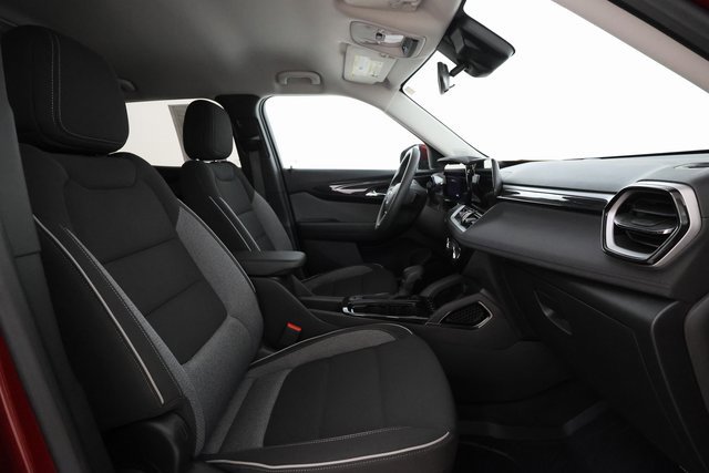 Used 2024 Chevrolet TrailBlazer LT image 23