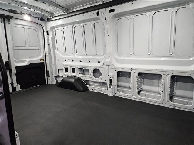 New 2026 Ford Transit 250 148 Medium Roof image 7