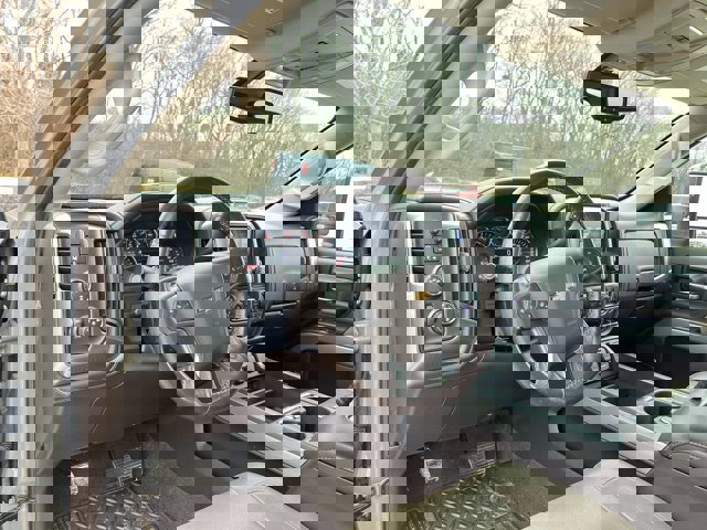 Used 2017 Chevrolet Silverado 2500 LTZ w/ Vortec Plus Package image 10