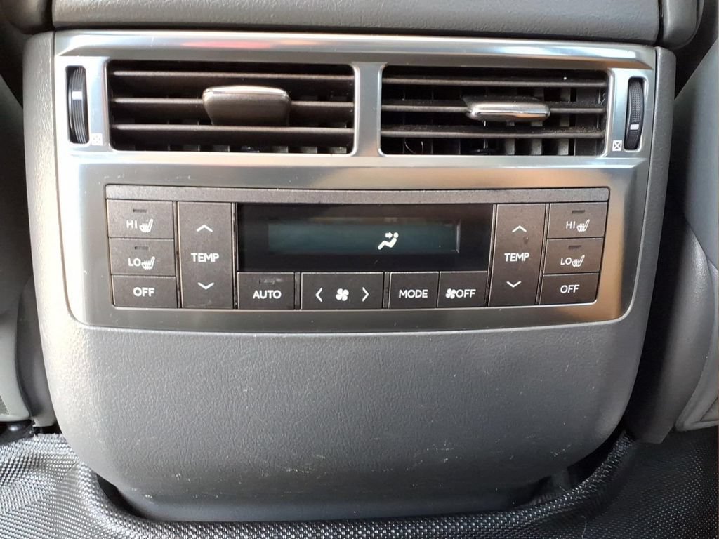 Used 2008 Lexus LX 570 4WD image 24