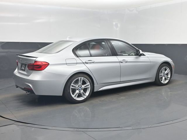 Used 2017 BMW 340i xDrive Sedan image 3
