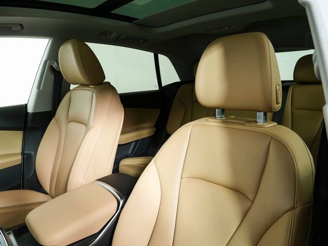 Used 2019 Audi Q8 Prestige w/ Towing Package AWD/4WD image 5