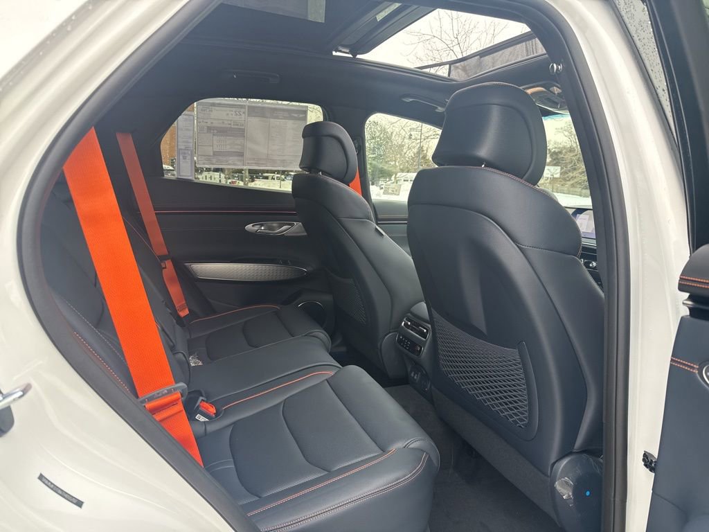 New 2026 Genesis GV70 2.5T Sport Prestige AWD/4WD image 31