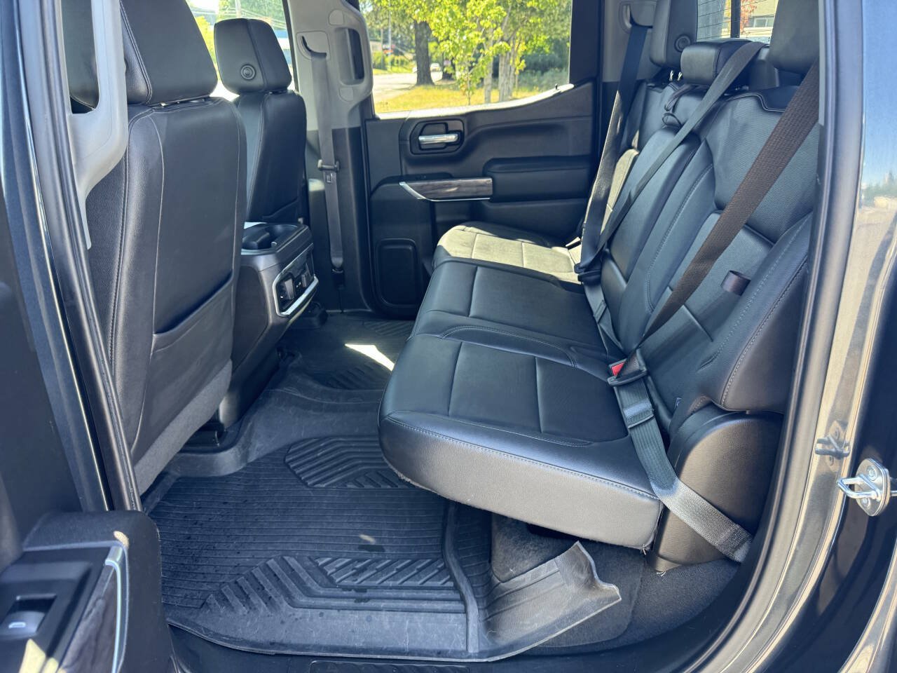 Used 2022 Chevrolet Silverado 1500 LTZ AWD/4WD image 7
