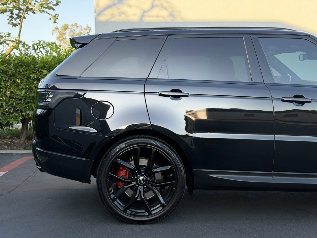 Used 2015 Land Rover Range Rover Sport Supercharged image 11