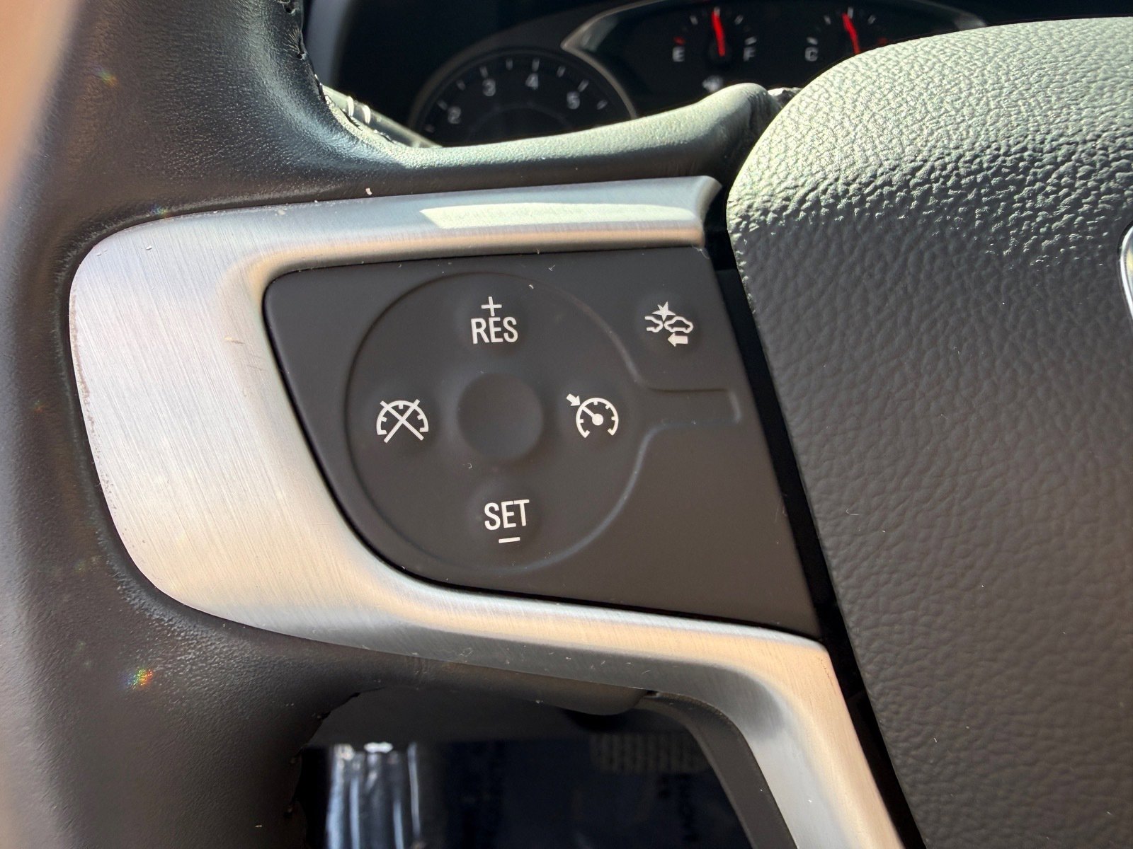 Used 2020 GMC Terrain SLE w/ Driver Convenience Package image 14