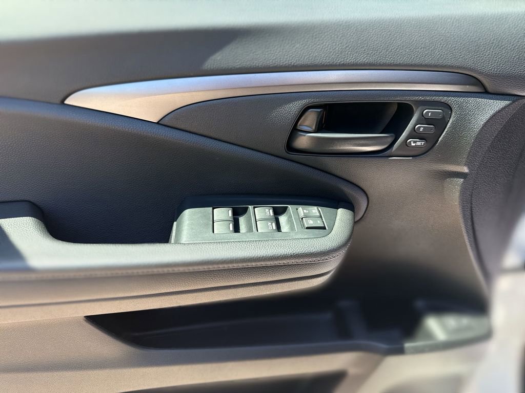 Used 2022 Honda Passport EX-L image 15