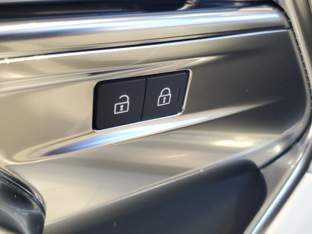 New 2026 Land Rover Range Rover SE AWD/4WD image 10
