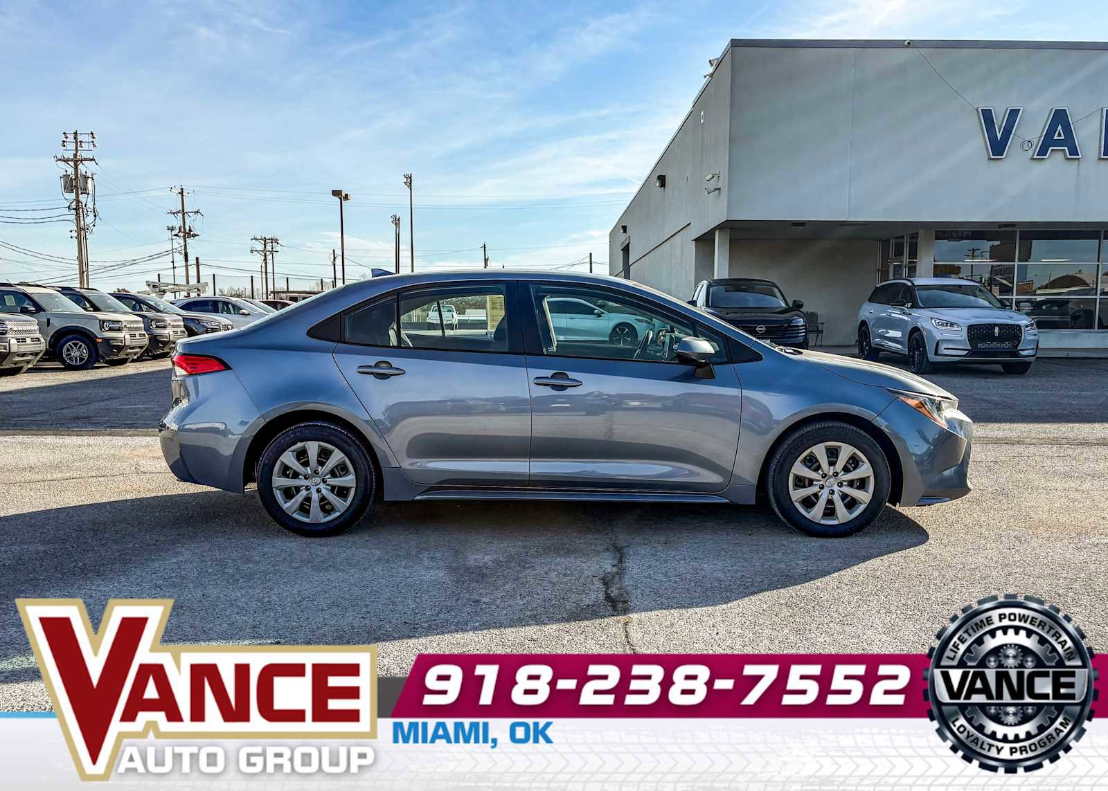 Used 2022 Toyota Corolla LE image 8