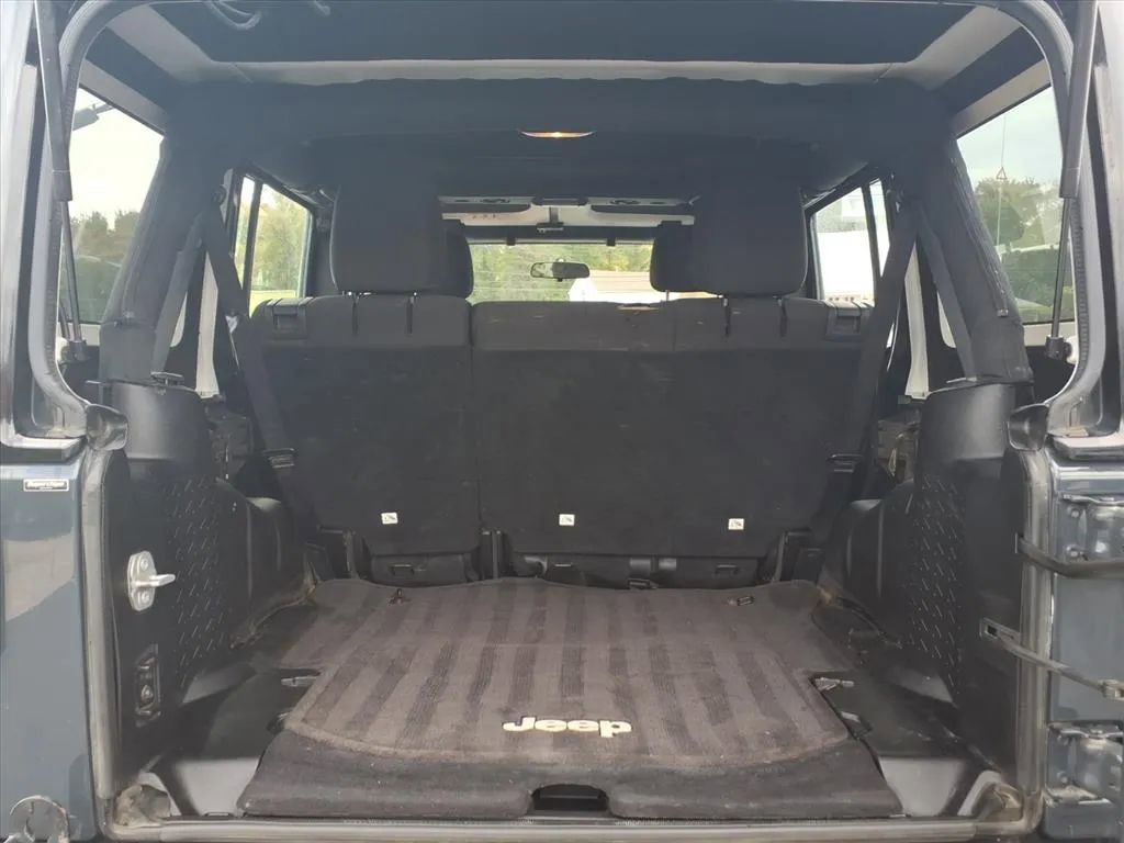 Used 2016 Jeep Wrangler Unlimited Sport w/ Connectivity Group image 16