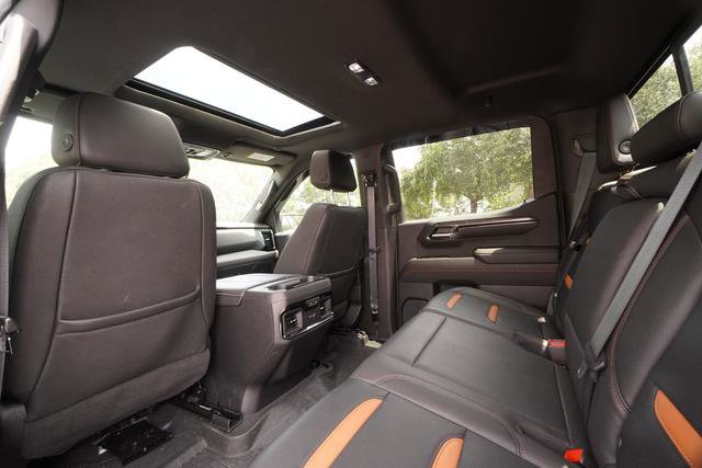 Used 2023 GMC Sierra 1500 AT4 w/ AT4 Premium Package AWD/4WD image 27
