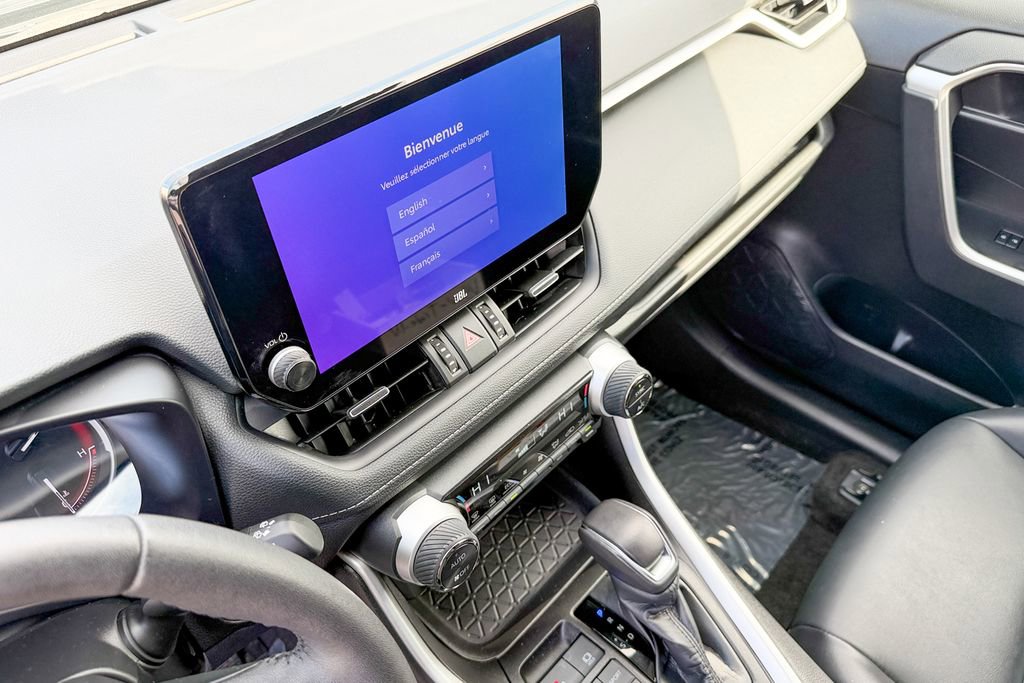 Used 2023 Toyota RAV4 XLE Premium image 22